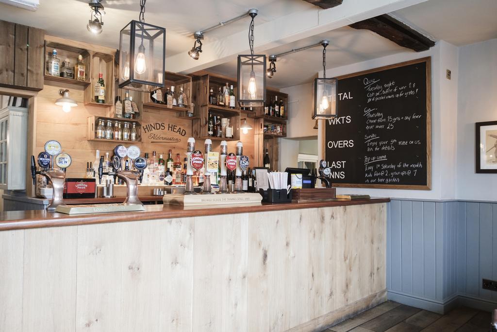 Hinds Head Hotell Aldermaston Eksteriør bilde