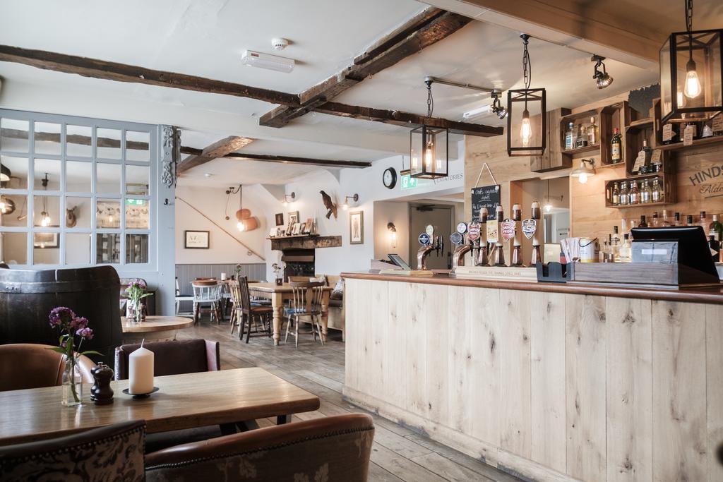 Hinds Head Hotell Aldermaston Eksteriør bilde