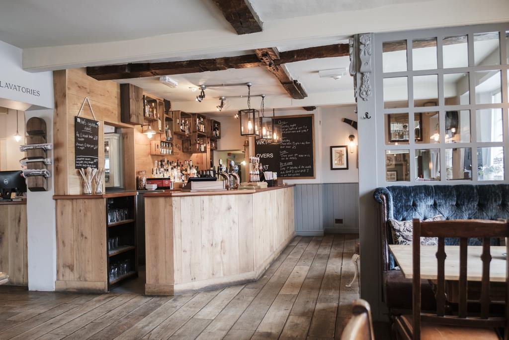 Hinds Head Hotell Aldermaston Eksteriør bilde