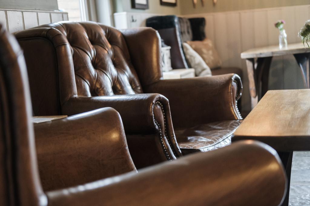 Hinds Head Hotell Aldermaston Eksteriør bilde
