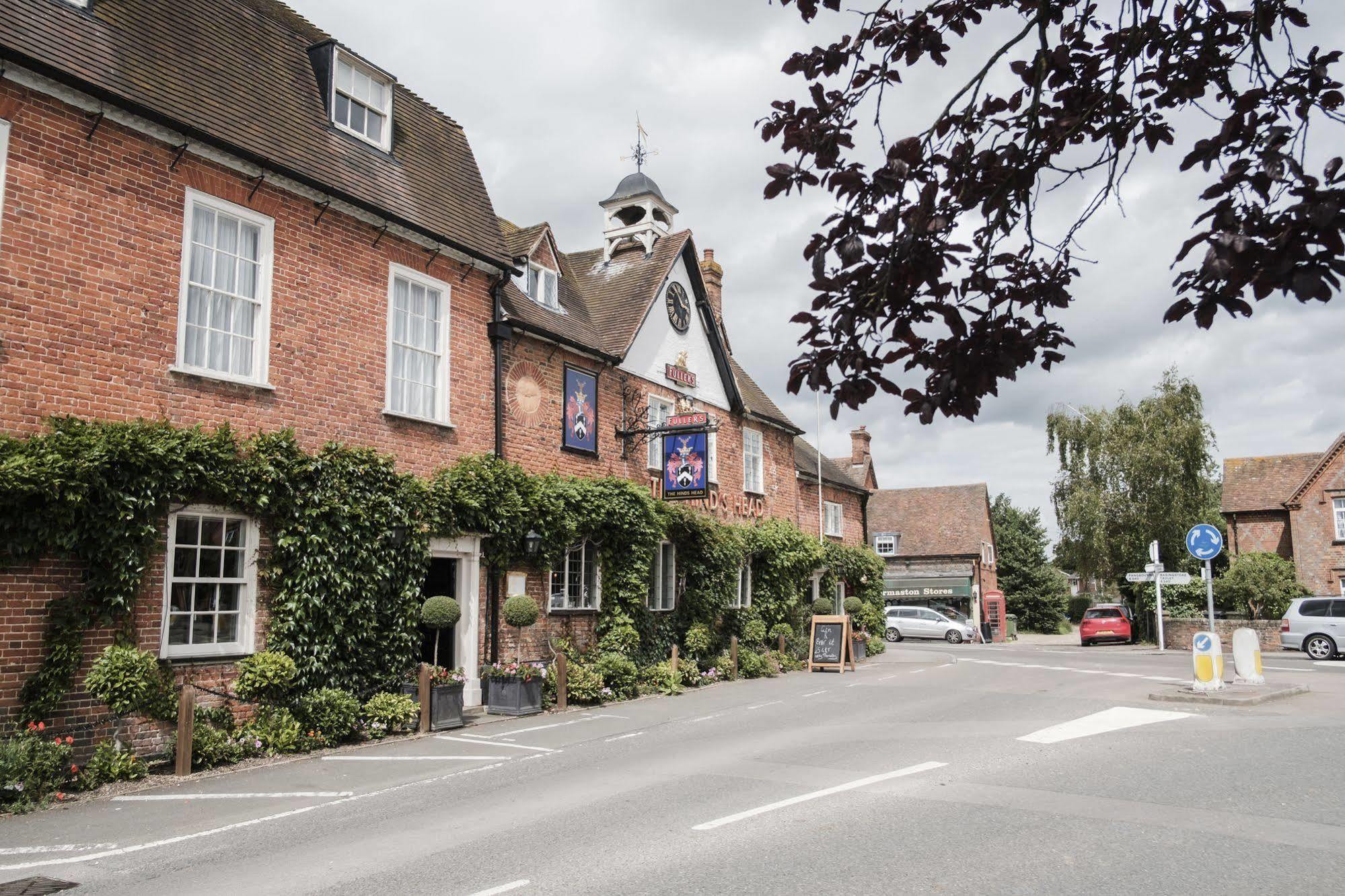 Hinds Head Hotell Aldermaston Eksteriør bilde